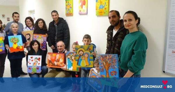 Деца дариха свои картини на болница „ Свети Георги“ в Пловдив